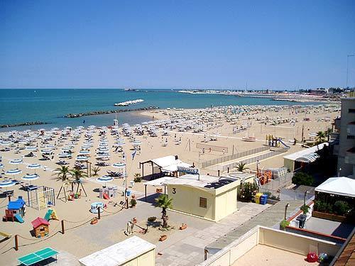 Hotel Rosa Rimini Kültér fotó