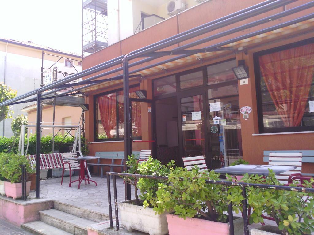 Hotel Rosa Rimini Kültér fotó